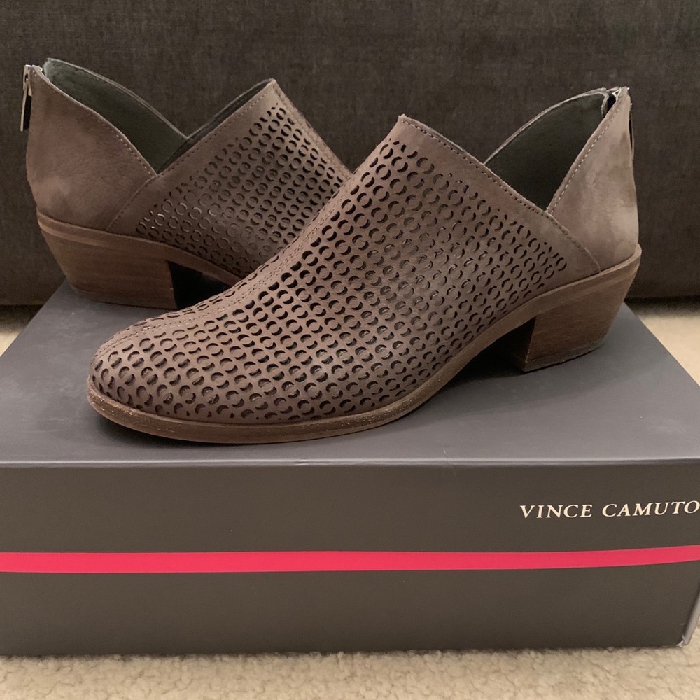 Vince Camuto Shoes